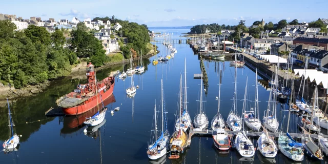 Douarnenez - Embouchure de la rivière avec Port-Rhu et le Port-musée