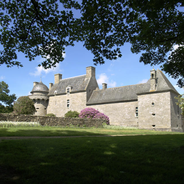 Château de Kergroadez - Brélès