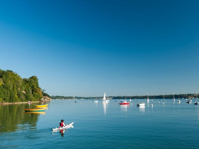 kayak-sur-la-rance-emmanuel-berthier.jpg