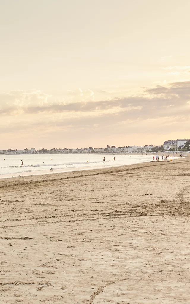 A cheval sur la plage de La Baule