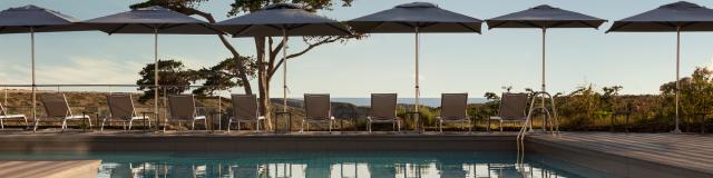 Belle île - Castel Clara Thalasso & Spa - piscine vue mer