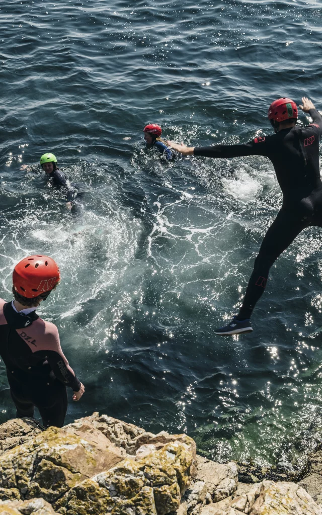 Presqu'Ile de Crozon - Morgat - Coasteering