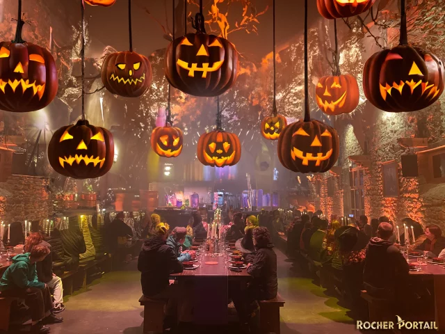 Chateau Rocher Portail Halloween 2 1